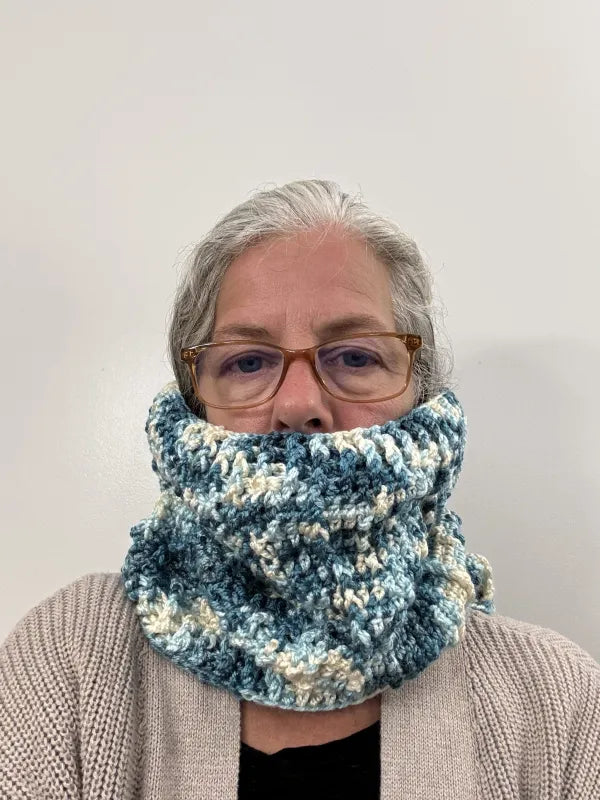 Twist and Shout Crochet Cowl