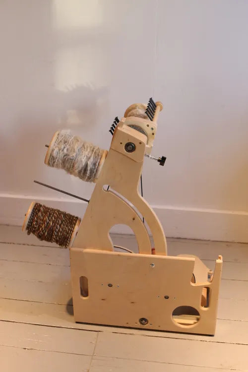 SpinOlution King Bee Spinning Wheel